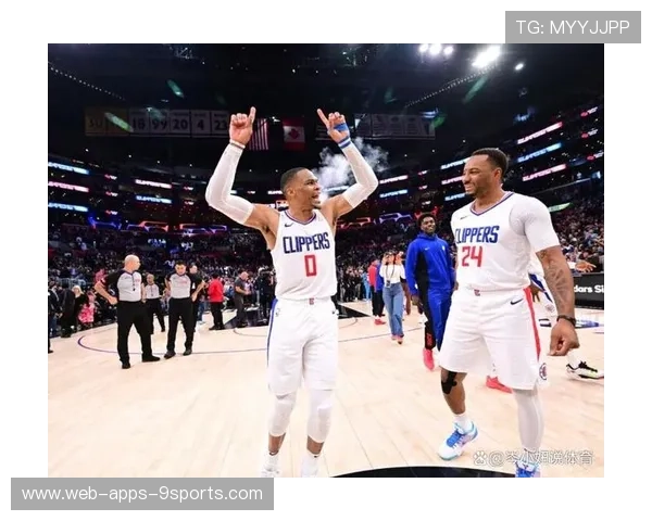 威少再度闪耀！连续四场创纪录，国王不敌雷霆，威少两次得分王