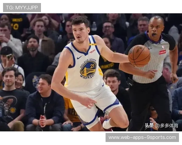 没库里就是二流？勇士逆境之战，掘金森科尔五小阵型激战到底，约基奇无缘三双的背后