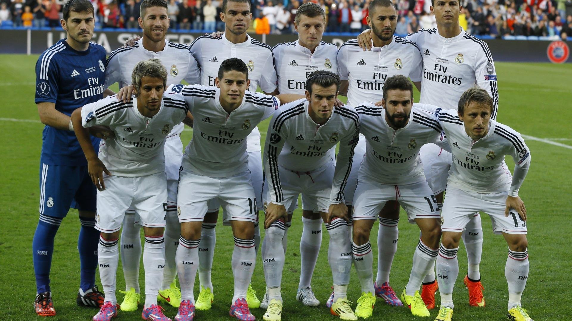 球队在欧冠赛场上以稳健中场控制比赛节奏,欧冠新规则可以代表二支球队参赛